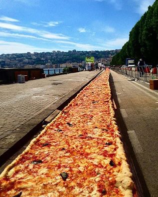 longest pizza in the world in naples napoli